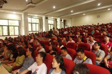 2015鲁班BIM百城巡讲：北京站第2场，350人全情听讲-BIM建筑网