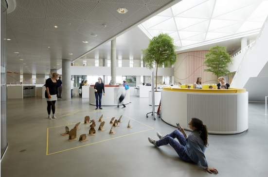 三角形的新地标 南丹麦大学科灵校区大楼