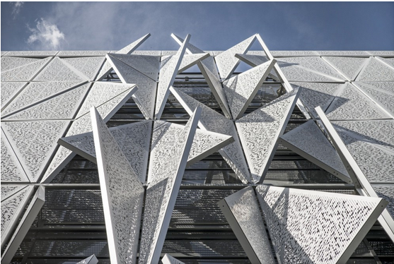 三角形的新地标 南丹麦大学科灵校区大楼