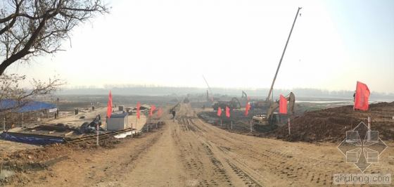 施工人员看“三维BIM电影”建出云龙湖大桥 施工人员看“三维BIM电影”建出云龙湖大桥