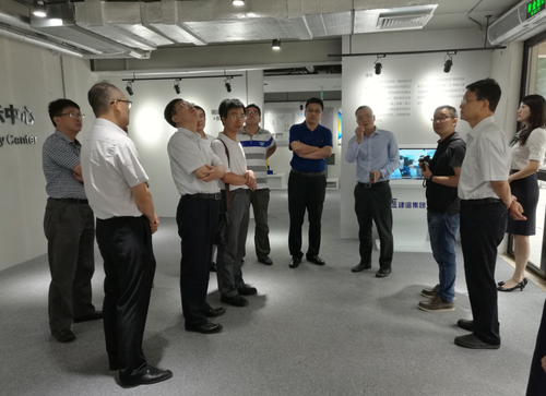 漳州招商局经济技术开发区领导一行莅临建谊集团考察 漳州招商局经济技术开发区领导一行莅临建谊集团考察