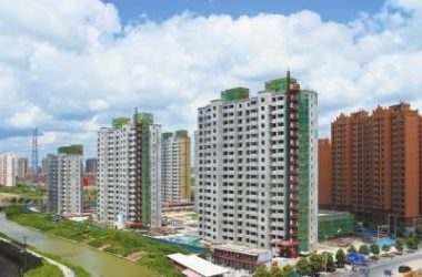上海周康航预制装配式住宅楼主体结构封顶-BIM建筑网