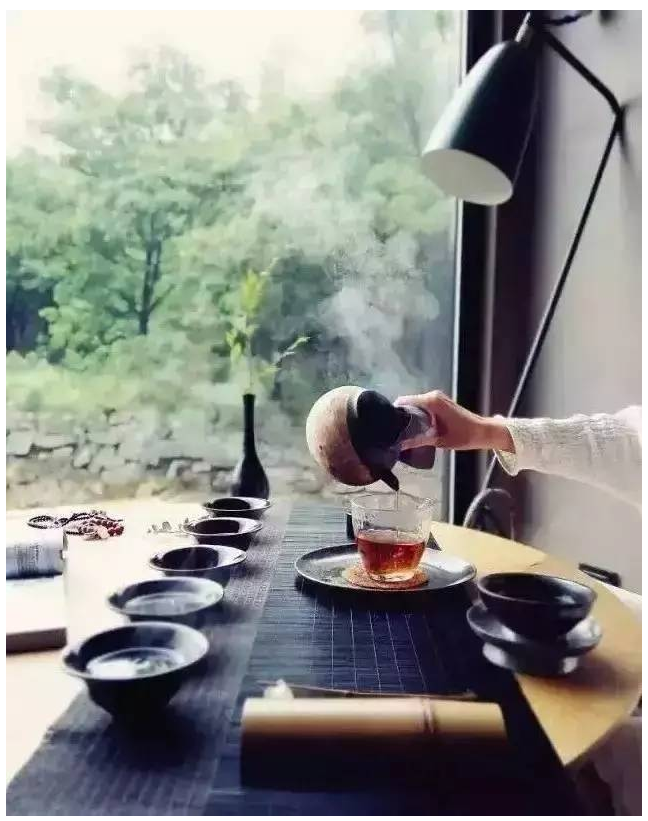 装配式|四个老男孩租下2500亩山谷 用集装箱搭出桃花源地  装配式|四个老男孩租下2500亩山谷 用集装箱搭出桃花源地