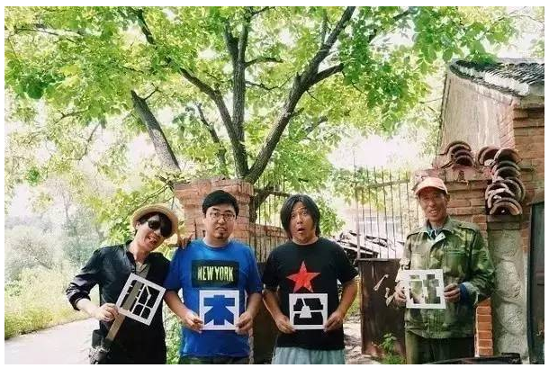 装配式|四个老男孩租下2500亩山谷 用集装箱搭出桃花源地  装配式|四个老男孩租下2500亩山谷 用集装箱搭出桃花源地