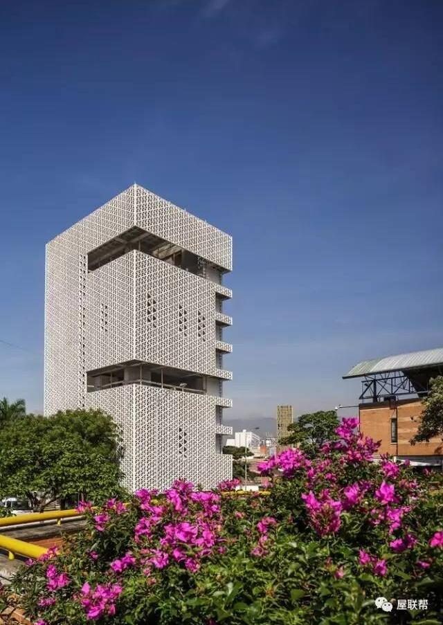 装配式|如何设计“可呼吸建筑”:可持续案例研究——哥伦比亚EDU总部 装配式|如何设计“可呼吸建筑”:可持续案例研究——哥伦比亚EDU总部