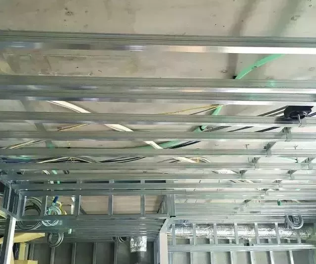 装配式|日本工地精细到极致的穿插施工,没有对比就没有伤害! 装配式|日本工地精细到极致的穿插施工,没有对比就没有伤害!