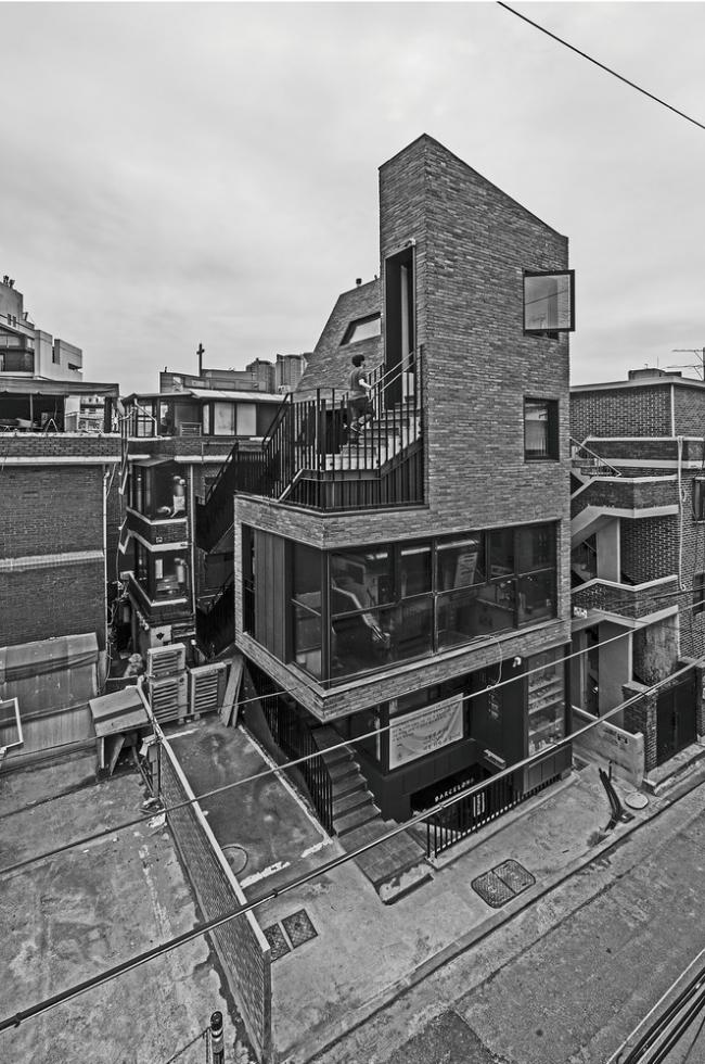 BIM建筑|韩国芒源洞“窄居” / Boundaries architects BIM建筑|韩国芒源洞“窄居” / Boundaries architects