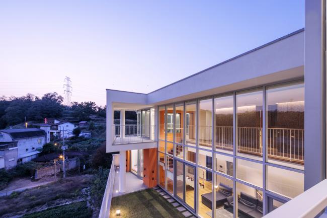 BIM建筑|交织扭合的不仅是建筑与体量,还有曩昔的时间和现在 / DIDI建筑工作室 BIM建筑|交织扭合的不仅是建筑与体量,还有曩昔的时间和现在 / DIDI建筑工作室