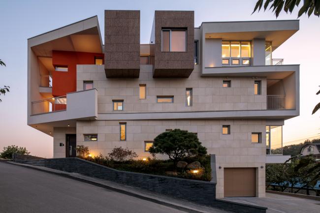 BIM建筑|交织扭合的不仅是建筑与体量,还有曩昔的时间和现在 / DIDI建筑工作室 BIM建筑|交织扭合的不仅是建筑与体量,还有曩昔的时间和现在 / DIDI建筑工作室