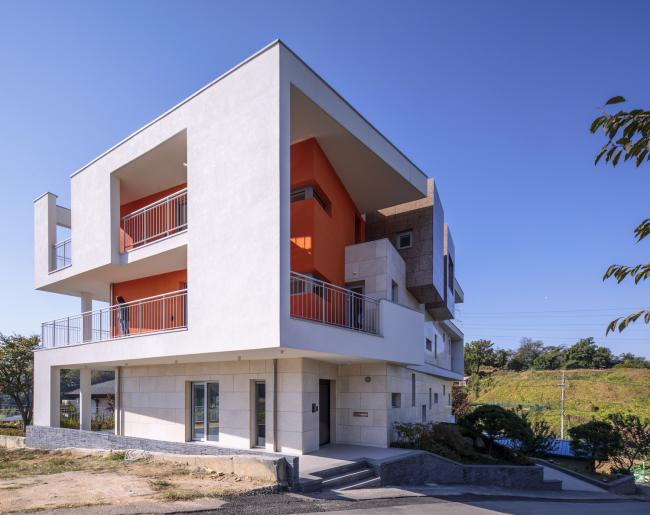 BIM建筑|交织扭合的不仅是建筑与体量,还有曩昔的时间和现在 / DIDI建筑工作室 BIM建筑|交织扭合的不仅是建筑与体量,还有曩昔的时间和现在 / DIDI建筑工作室