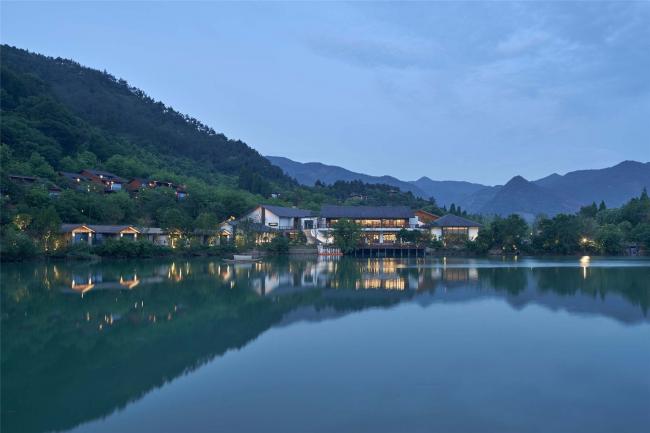 BIM建筑|杭州富春开元芳草地村落酒店 / 中国美术学院景致建筑设计研讨总院 BIM建筑|杭州富春开元芳草地村落酒店 / 中国美术学院景致建筑设计研讨总院