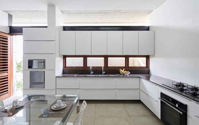 BIM建筑|沉寂优雅的巴西室第/Martins Lucena Arquitetos BIM建筑|沉寂优雅的巴西室第/Martins Lucena Arquitetos
