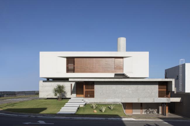 BIM建筑|沉寂优雅的巴西室第/Martins Lucena Arquitetos BIM建筑|沉寂优雅的巴西室第/Martins Lucena Arquitetos