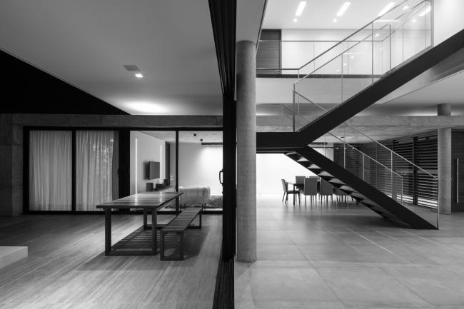 BIM建筑|沉寂优雅的巴西室第/Martins Lucena Arquitetos BIM建筑|沉寂优雅的巴西室第/Martins Lucena Arquitetos