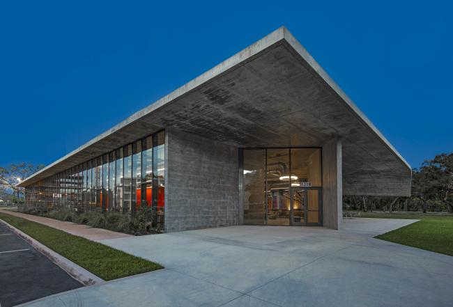 BIM建筑|仿佛在炎阳中慢慢熔化:迈阿密年夜学建筑学院 BIM建筑|仿佛在炎阳中慢慢熔化:迈阿密年夜学建筑学院