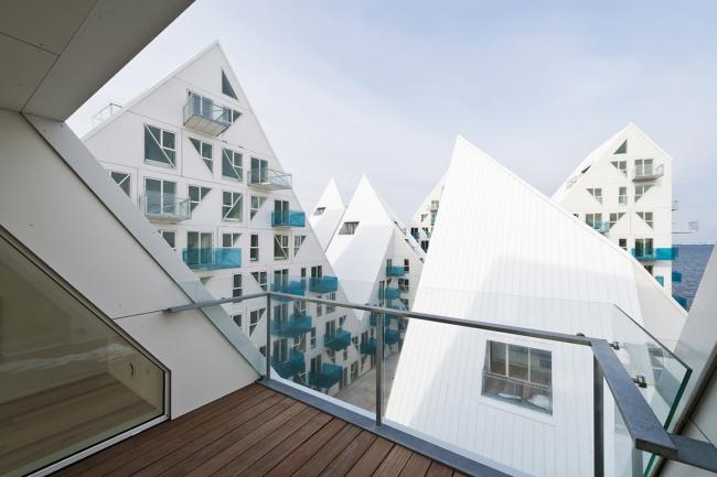BIM建筑|锯齿相错,仿佛悬浮海面的冰猴子寓 BIM建筑|锯齿相错,仿佛悬浮海面的冰猴子寓