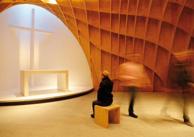 BIM建筑|几何象形般的三围体块:西格兰白色村落教堂/schneider+schumacher BIM建筑|几何象形般的三围体块:西格兰白色村落教堂/schneider+schumacher