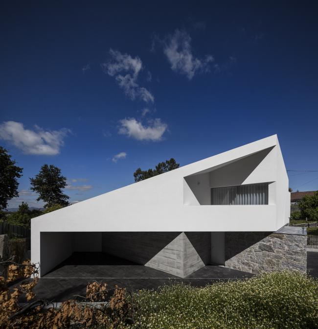 BIM建筑|现代雕塑立体切割的艺术品:葡萄牙三角室第 BIM建筑|现代雕塑立体切割的艺术品:葡萄牙三角室第