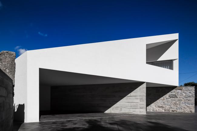 BIM建筑|现代雕塑立体切割的艺术品:葡萄牙三角室第 BIM建筑|现代雕塑立体切割的艺术品:葡萄牙三角室第