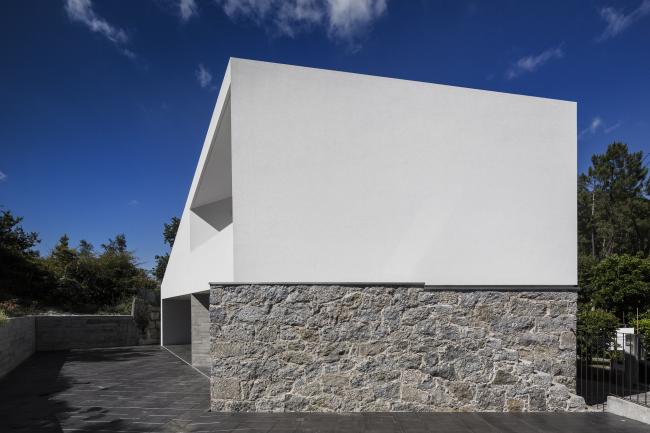BIM建筑|现代雕塑立体切割的艺术品:葡萄牙三角室第 BIM建筑|现代雕塑立体切割的艺术品:葡萄牙三角室第