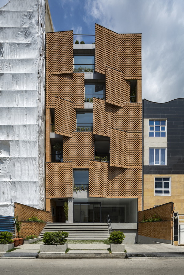 BIM建筑|以空间划分空间:伊朗Saadat Abad公寓楼 BIM建筑|以空间划分空间:伊朗Saadat Abad公寓楼