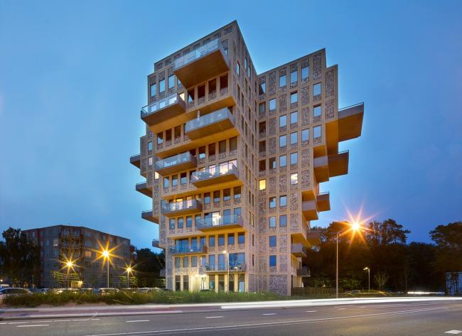 BIM建筑|垂直悬挑的“漂亮景致”:荷兰Belvedere 年夜楼 / René van Zuuk Architects BIM建筑|垂直悬挑的“漂亮景致”:荷兰Belvedere 年夜楼 / René van Zuuk Architects