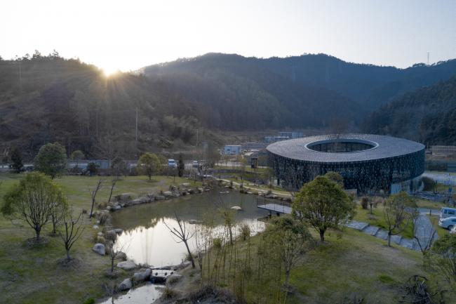BIM建筑|溪边栖居水月馆——景德镇三宝蓬陶瓷设计中间 BIM建筑|溪边栖居水月馆——景德镇三宝蓬陶瓷设计中间