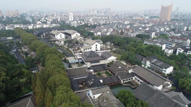BIM建筑|白墙黒瓦,古典重现!绍兴饭馆改扩建晋升工程 / 浙江年夜学建筑设计研讨院 BIM建筑|白墙黒瓦,古典重现!绍兴饭馆改扩建晋升工程 / 浙江年夜学建筑设计研讨院