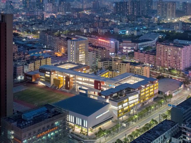 BIM建筑|嵌套的多彩盒子:华中师范年夜学从属龙园黉舍 / 筑博设计-结合公设 + H DESIGN BIM建筑|嵌套的多彩盒子:华中师范年夜学从属龙园黉舍 / 筑博设计-结合公设 + H DESIGN