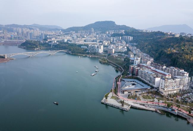 BIM建筑|解构的屋顶 | 云阳四方井办事建筑 / 深圳汤桦建筑设计 BIM建筑|解构的屋顶 | 云阳四方井办事建筑 / 深圳汤桦建筑设计