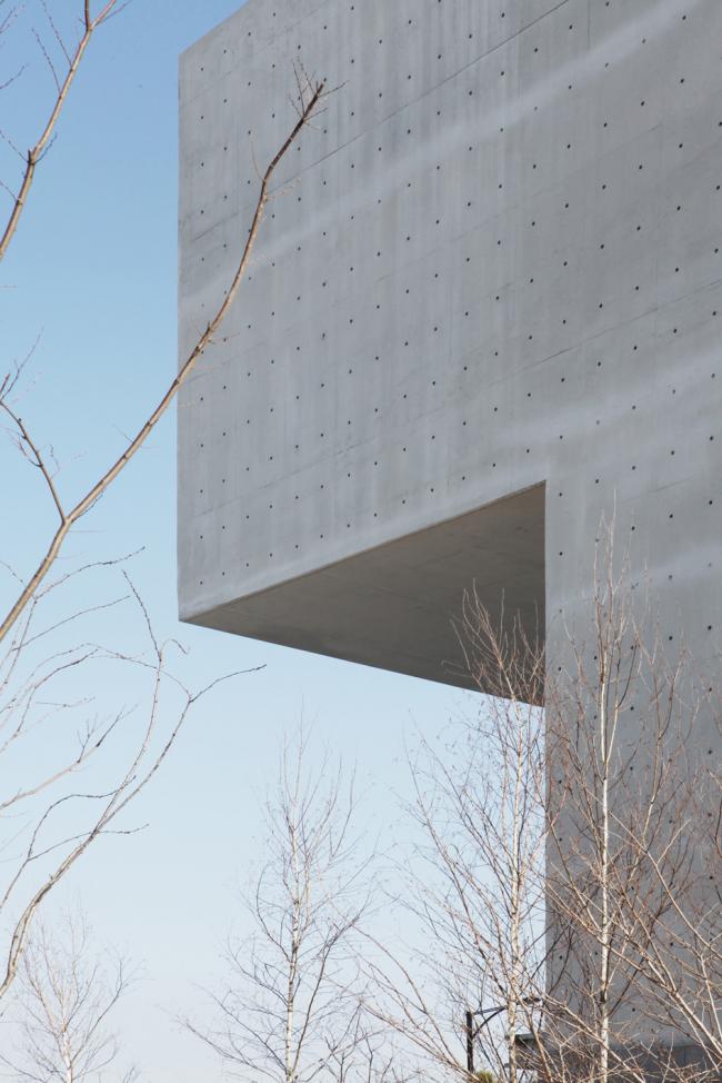 BIM建筑|似招手浸礼,如崇奉般沉寂耸立于年夜地:韩国dw教堂 BIM建筑|似招手浸礼,如崇奉般沉寂耸立于年夜地:韩国dw教堂