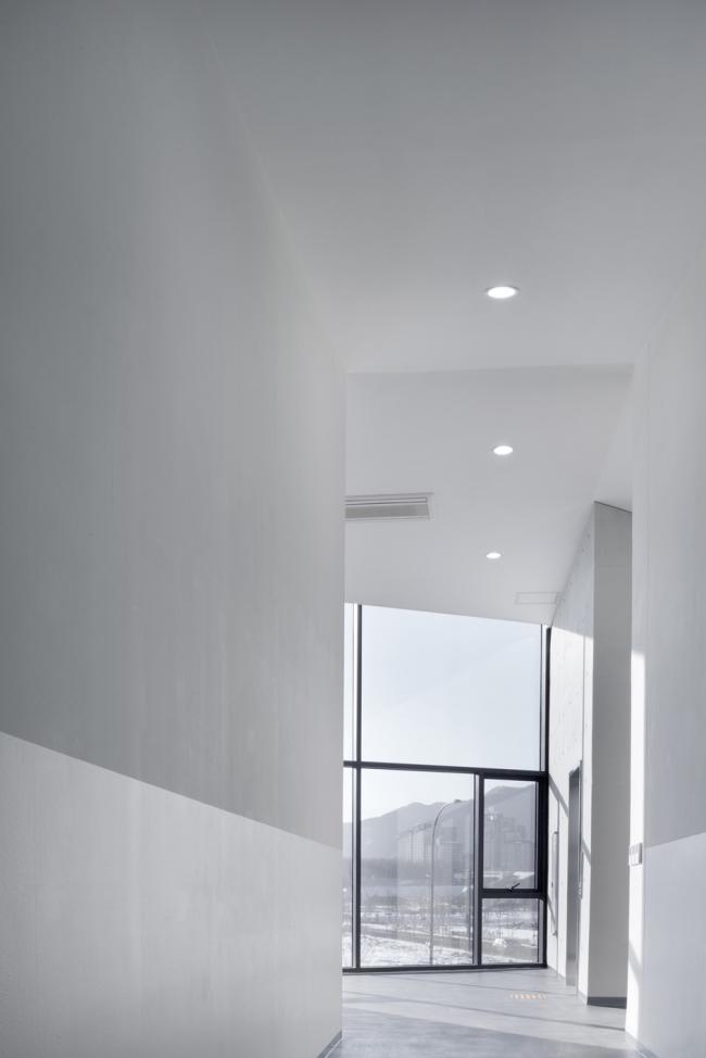 BIM建筑|似招手浸礼,如崇奉般沉寂耸立于年夜地:韩国dw教堂 BIM建筑|似招手浸礼,如崇奉般沉寂耸立于年夜地:韩国dw教堂