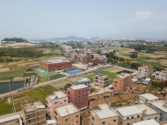 BIM建筑|厦门 / 孩子们在敞亮流利的中庭内肆意地奔驰 —— 新南幼儿园 BIM建筑|厦门 / 孩子们在敞亮流利的中庭内肆意地奔驰 —— 新南幼儿园