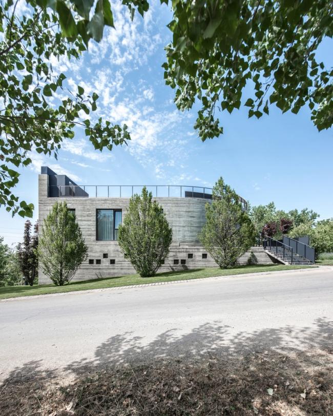 BIM建筑|冬可远不雅雪山夏时游水游玩的黎巴嫩四时室第 BIM建筑|冬可远不雅雪山夏时游水游玩的黎巴嫩四时室第