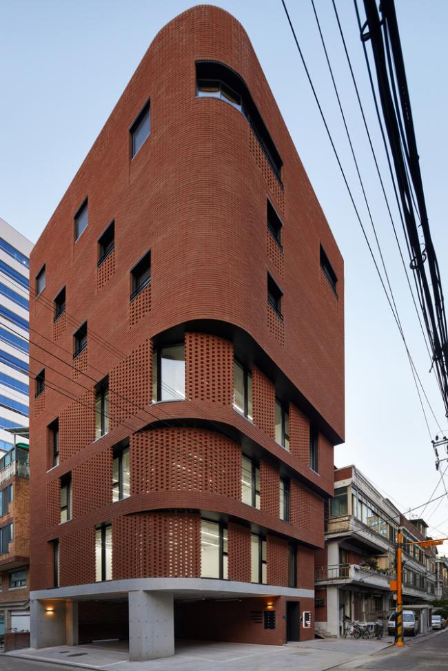 BIM建筑|用红砖砌造的宏大漏斗:3/1室第 BIM建筑|用红砖砌造的宏大漏斗:3/1室第