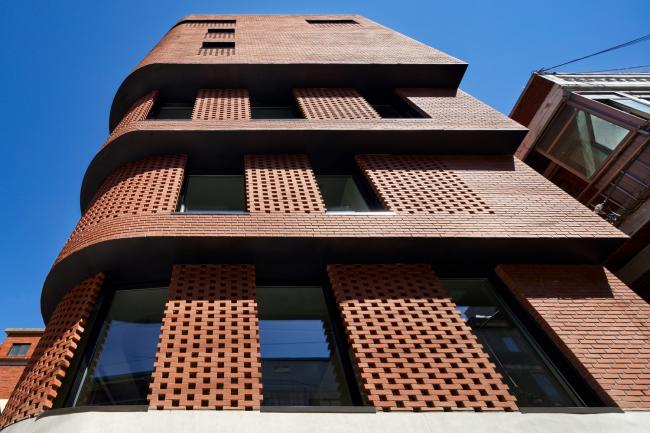 BIM建筑|用红砖砌造的宏大漏斗:3/1室第 BIM建筑|用红砖砌造的宏大漏斗:3/1室第