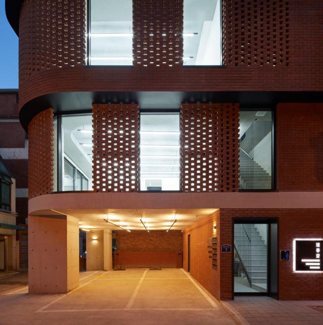 BIM建筑|用红砖砌造的宏大漏斗:3/1室第 BIM建筑|用红砖砌造的宏大漏斗:3/1室第
