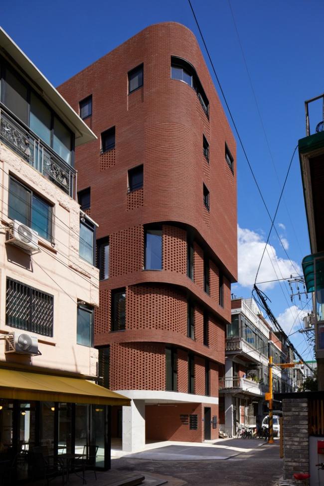 BIM建筑|用红砖砌造的宏大漏斗:3/1室第 BIM建筑|用红砖砌造的宏大漏斗:3/1室第