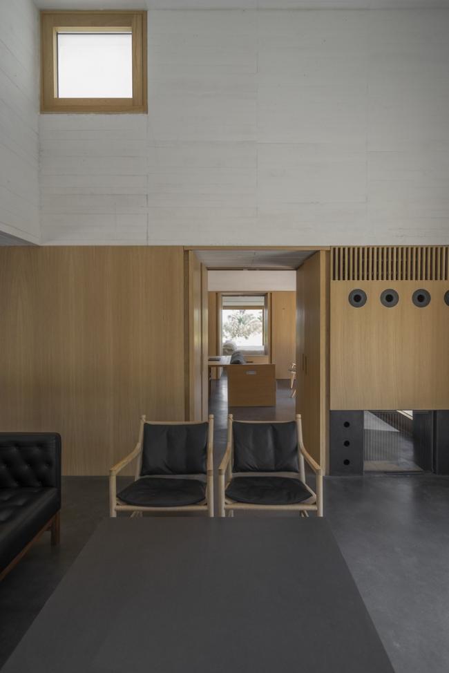 BIM建筑|慎重而机动:卡塞雷斯石头室第 / Tuñón Arquitectos BIM建筑|慎重而机动:卡塞雷斯石头室第 / Tuñón Arquitectos