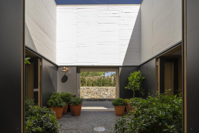 BIM建筑|慎重而机动:卡塞雷斯石头室第 / Tuñón Arquitectos BIM建筑|慎重而机动:卡塞雷斯石头室第 / Tuñón Arquitectos