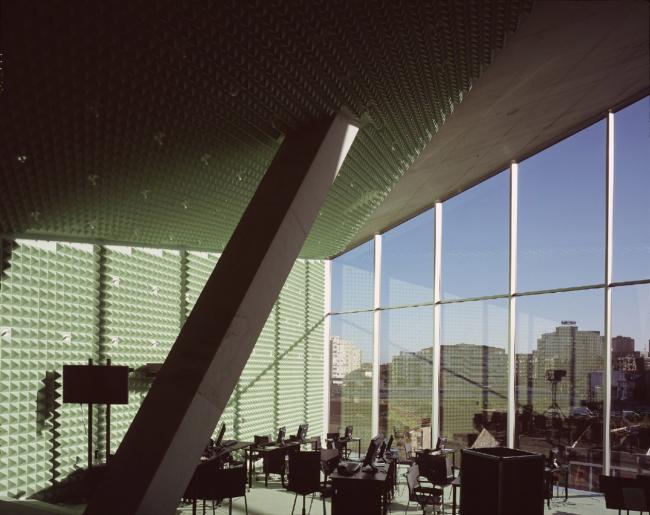 BIM建筑|白色经典的混凝土空腔音乐厅:波尔图文化剧院 / OMA BIM建筑|白色经典的混凝土空腔音乐厅:波尔图文化剧院 / OMA