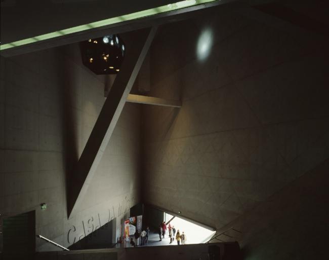 BIM建筑|白色经典的混凝土空腔音乐厅:波尔图文化剧院 / OMA BIM建筑|白色经典的混凝土空腔音乐厅:波尔图文化剧院 / OMA