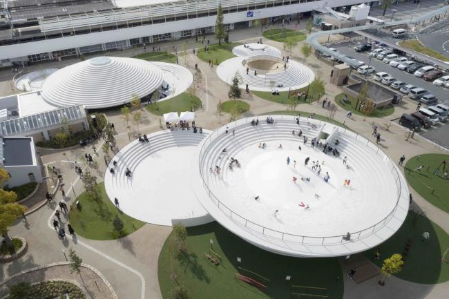BIM建筑|立在城市客堂的巨型家具,日本奈良的暗昧空间:CoFuFun车站广场 BIM建筑|立在城市客堂的巨型家具,日本奈良的暗昧空间:CoFuFun车站广场