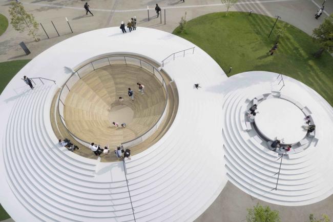 BIM建筑|立在城市客堂的巨型家具,日本奈良的暗昧空间:CoFuFun车站广场 BIM建筑|立在城市客堂的巨型家具,日本奈良的暗昧空间:CoFuFun车站广场