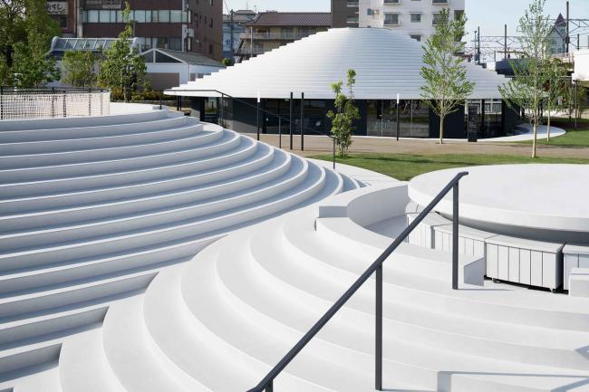 BIM建筑|立在城市客堂的巨型家具,日本奈良的暗昧空间:CoFuFun车站广场 BIM建筑|立在城市客堂的巨型家具,日本奈良的暗昧空间:CoFuFun车站广场