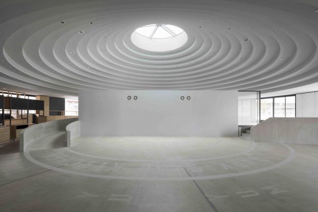 BIM建筑|立在城市客堂的巨型家具,日本奈良的暗昧空间:CoFuFun车站广场 BIM建筑|立在城市客堂的巨型家具,日本奈良的暗昧空间:CoFuFun车站广场