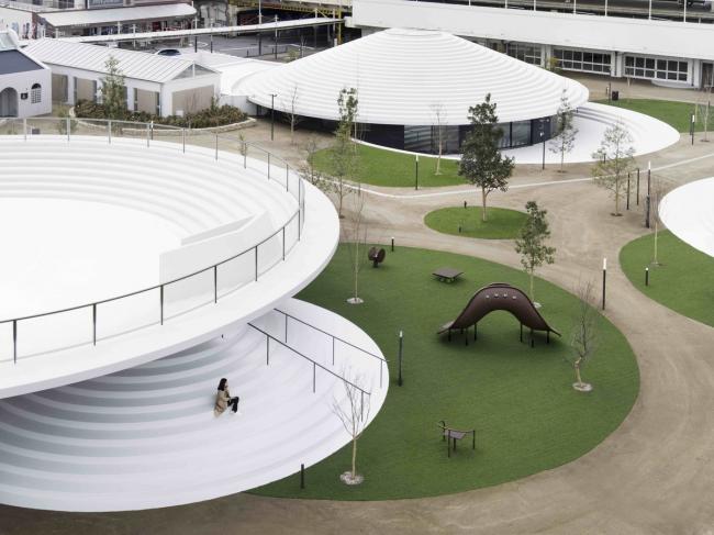 BIM建筑|立在城市客堂的巨型家具,日本奈良的暗昧空间:CoFuFun车站广场 BIM建筑|立在城市客堂的巨型家具,日本奈良的暗昧空间:CoFuFun车站广场