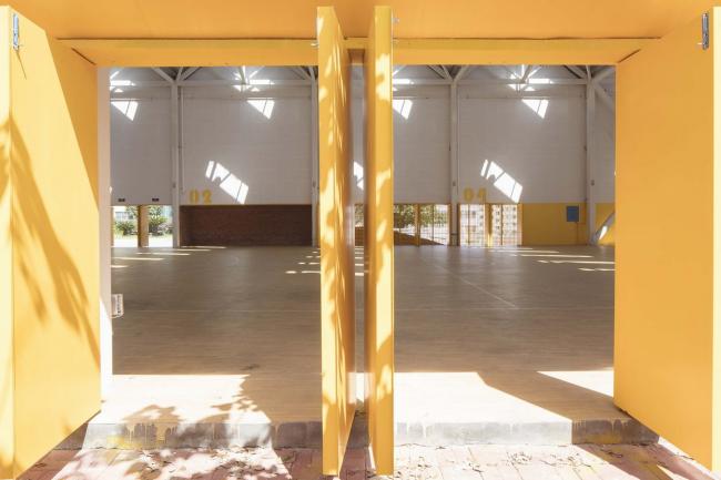 BIM建筑|岳阳县第三中学风雨操场兼陈述厅 / SUP素朴建筑工作室 BIM建筑|岳阳县第三中学风雨操场兼陈述厅 / SUP素朴建筑工作室