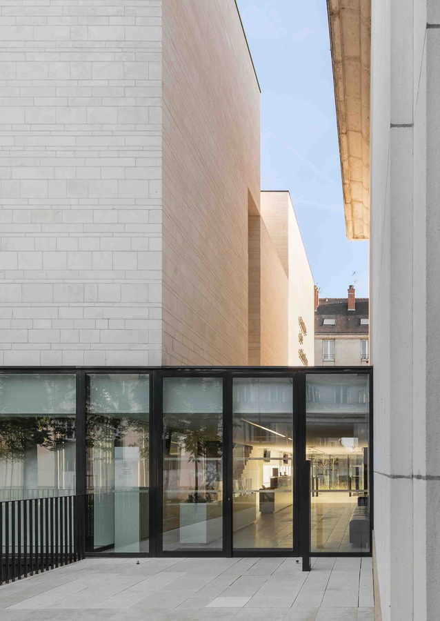 BIM建筑|抽象 • 记忆——法国OlivierDebré今世艺术中间 / Aires Mateus BIM建筑|抽象 • 记忆——法国OlivierDebré今世艺术中间 / Aires Mateus