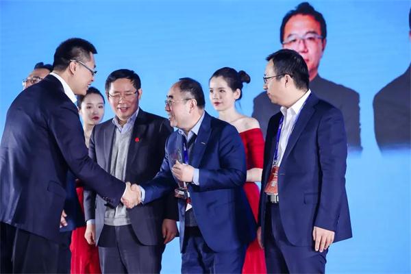 深耕建筑软件领域20年,广联达荣膺中国软件行业四项大奖 深耕建筑软件领域20年,广联达荣膺中国软件行业四项大奖